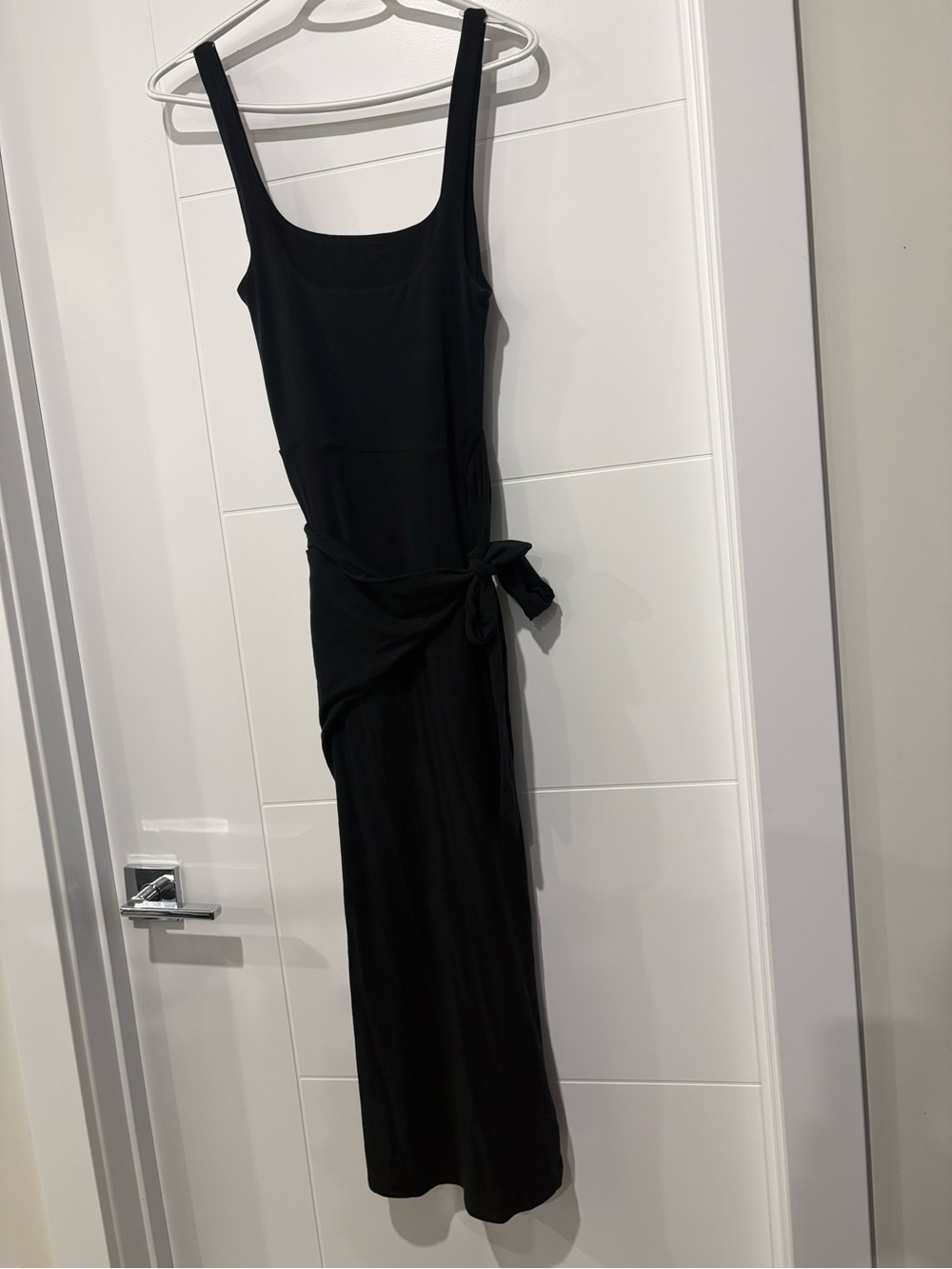 Wilfred Black Square-Neck Wrap Midi Dress with Knot - Picture 2 of 5